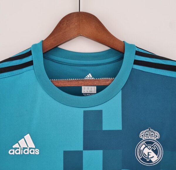 REAL MADRID ALTERNATIVA 17/18 - Imagen 3