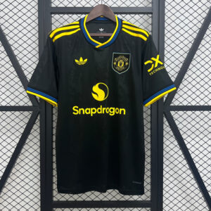 MANCHESTER UNITED ALTERNATIVA 25/26