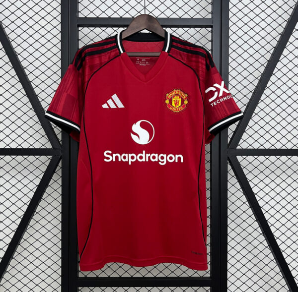 MANCHESTER UNITED LOCAL 25/26