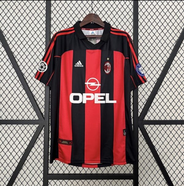 MILAN LOCAL 2001