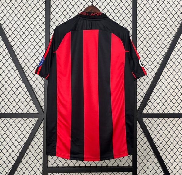 MILAN LOCAL 2001 - Imagen 2