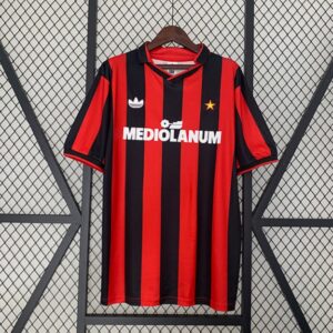 MILAN LOCAL 1991