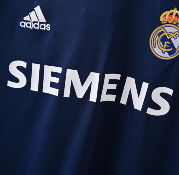 REAL MADRID ALTERNATIVA 2006 - Imagen 3