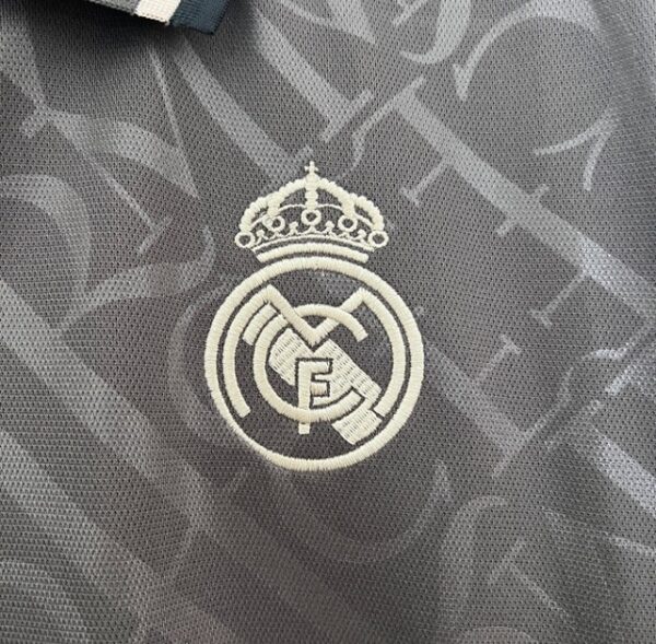 REAL MADRID ALTERNATIVA 2025 - Imagen 4