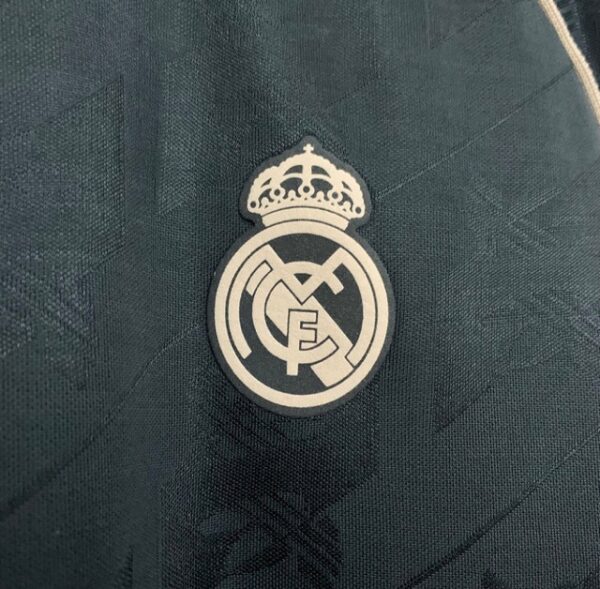 REAL MADRID EDICION ESPECIAL 2025 - Imagen 4