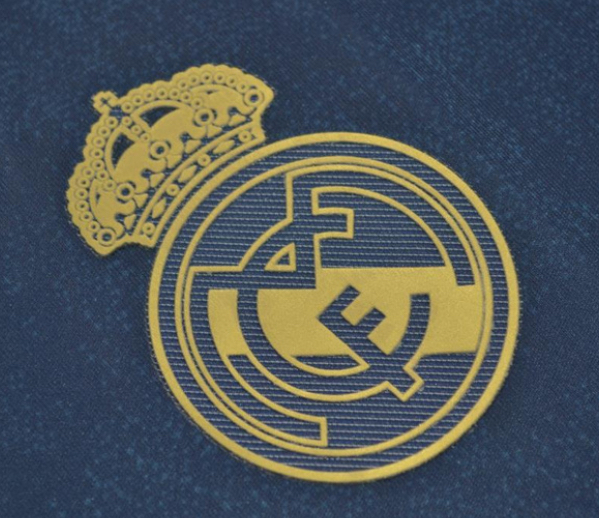 REAL MADRID ALTERNATIVA 19/20 - Imagen 4