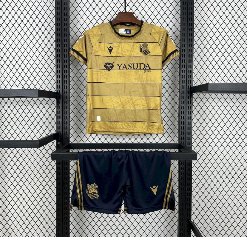 REAL SOCIEDAD VISITA NIÑOS 25/26