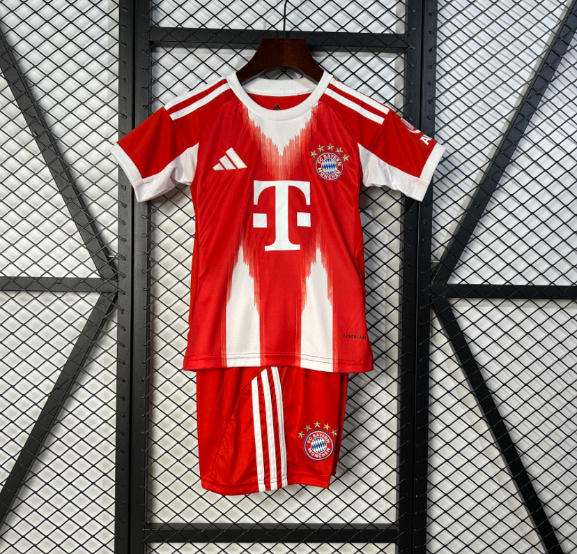 BAYERN MÜNICH LOCAL NIÑOS 25/26