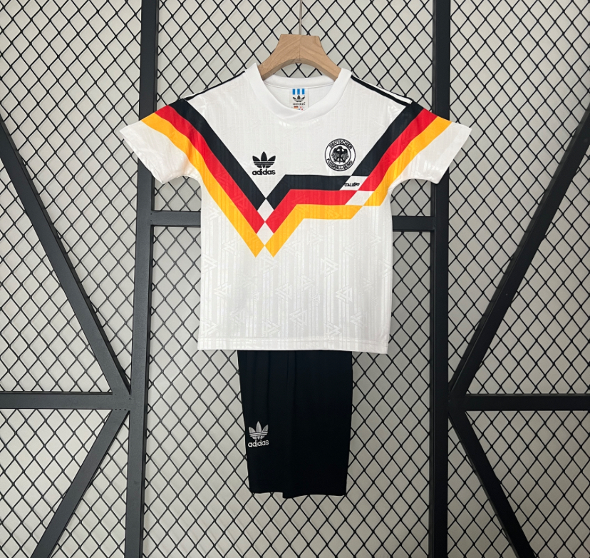 ALEMANIA LOCAL RETRO NIÑOS 89/90