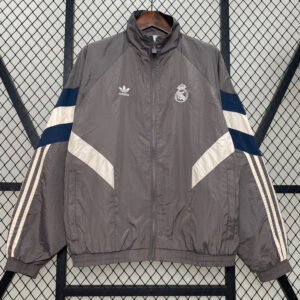CHAQUETA DE CHANDAL REAL MADRID